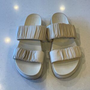 Sorel Tan Women's Sandals